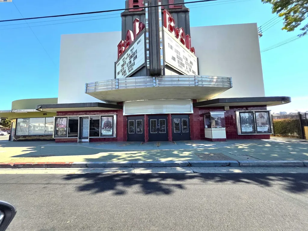 10468 West Court Oakland CA 94603