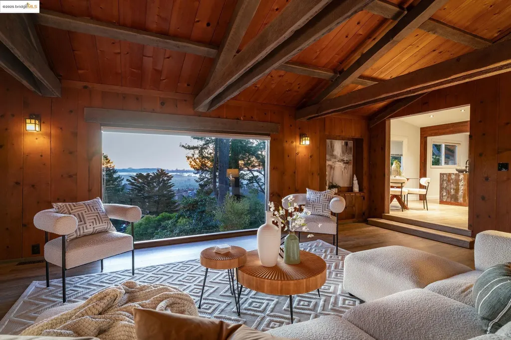 6141 Merriewood Drive Oakland CA 94611