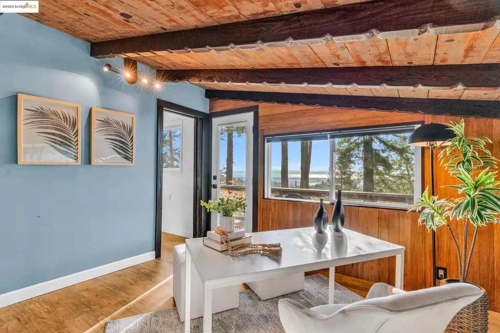 6141 Merriewood Drive Oakland CA 94611