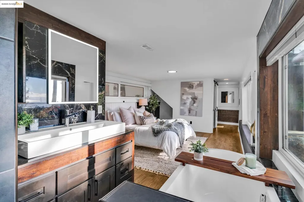 6141 Merriewood Drive Oakland CA 94611