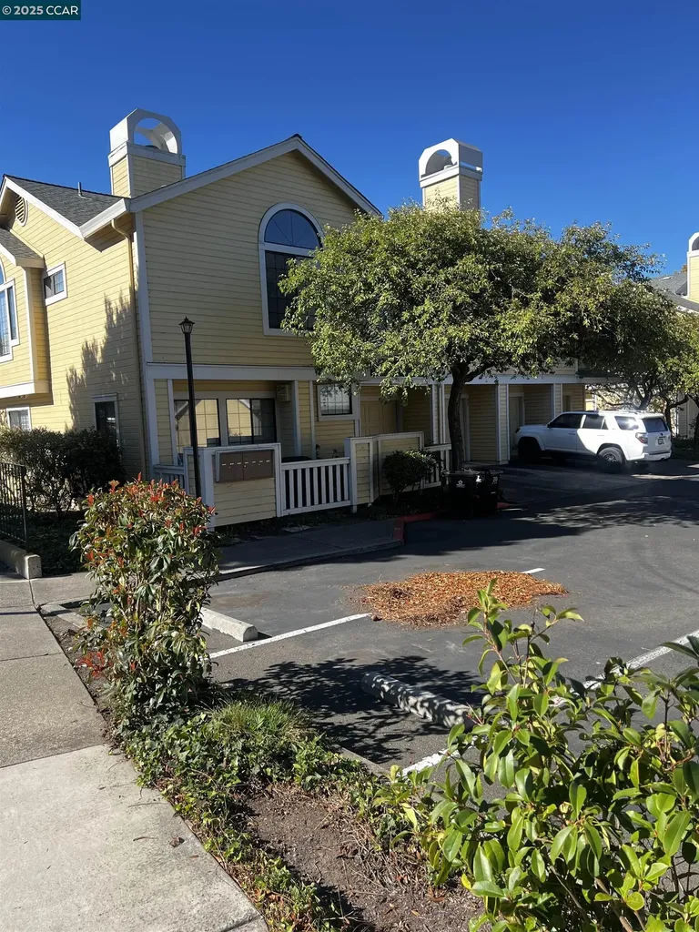 309 Devonwood Hercules CA 94547
