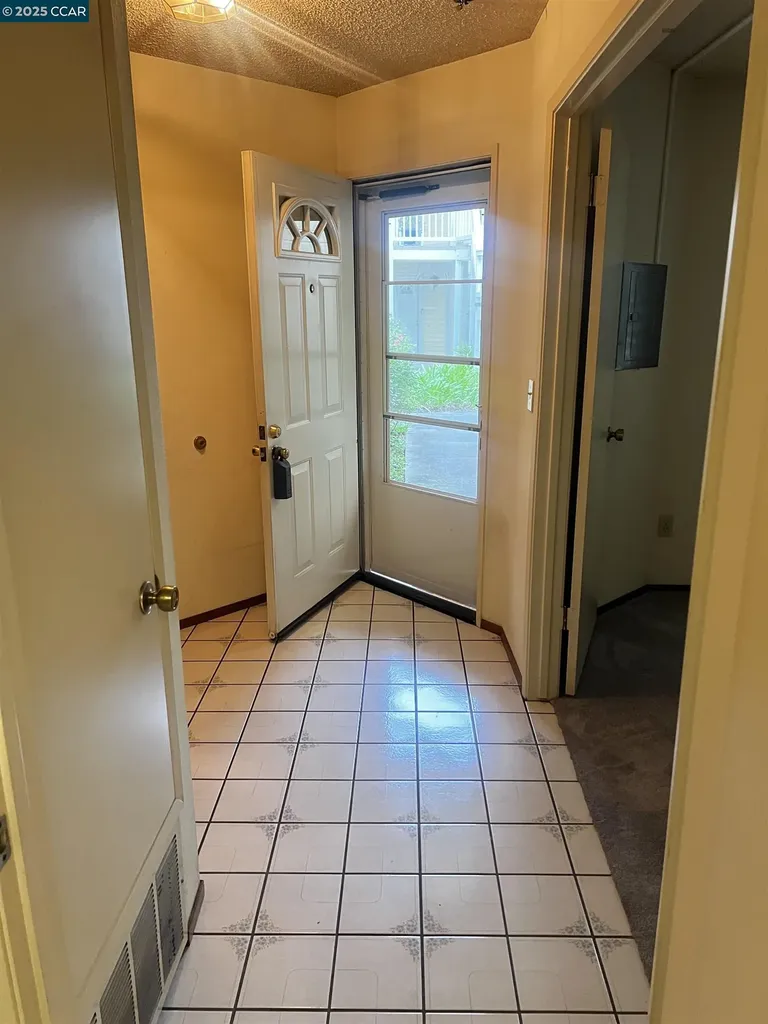 309 Devonwood Hercules CA 94547