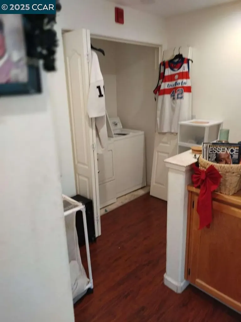 1622 Tucker Street Oakland CA 94603