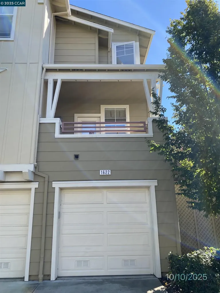 1622 Tucker Street Oakland CA 94603