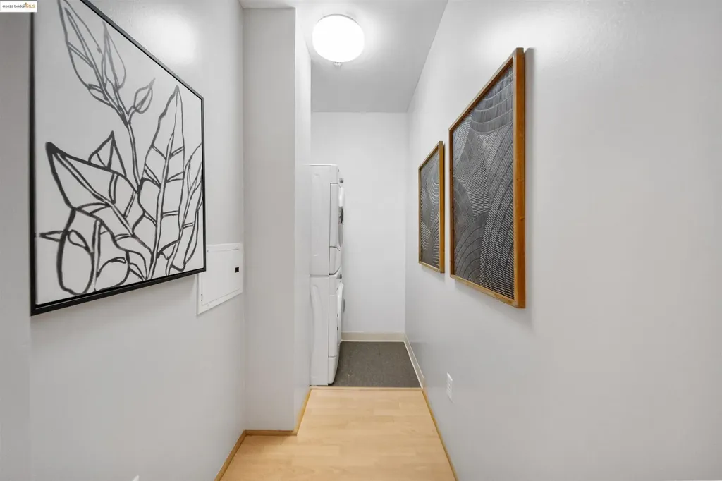 1201 Pine Street Oakland CA 94607