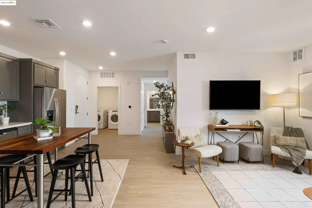 500 Somi Court Hayward CA 94544