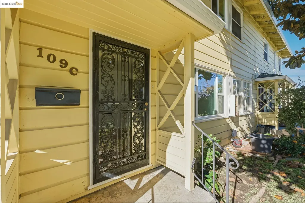 109 Cypress Street Alameda CA 94501