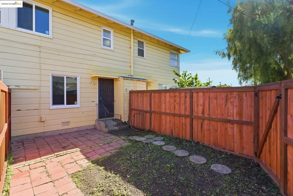 109 Cypress Street Alameda CA 94501