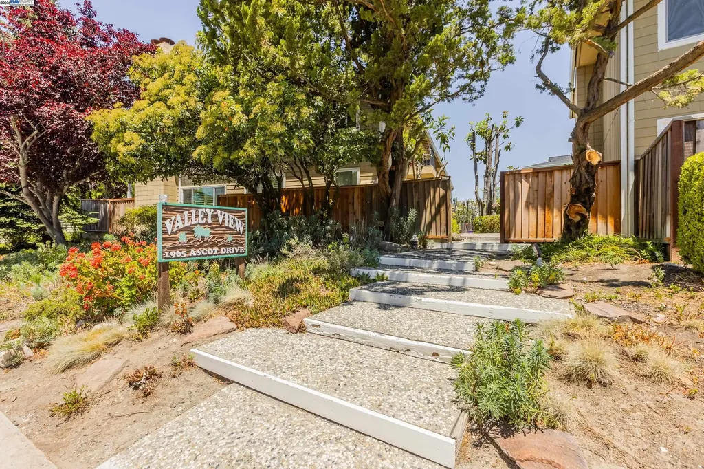 1965 Ascot Drive Moraga CA 94556