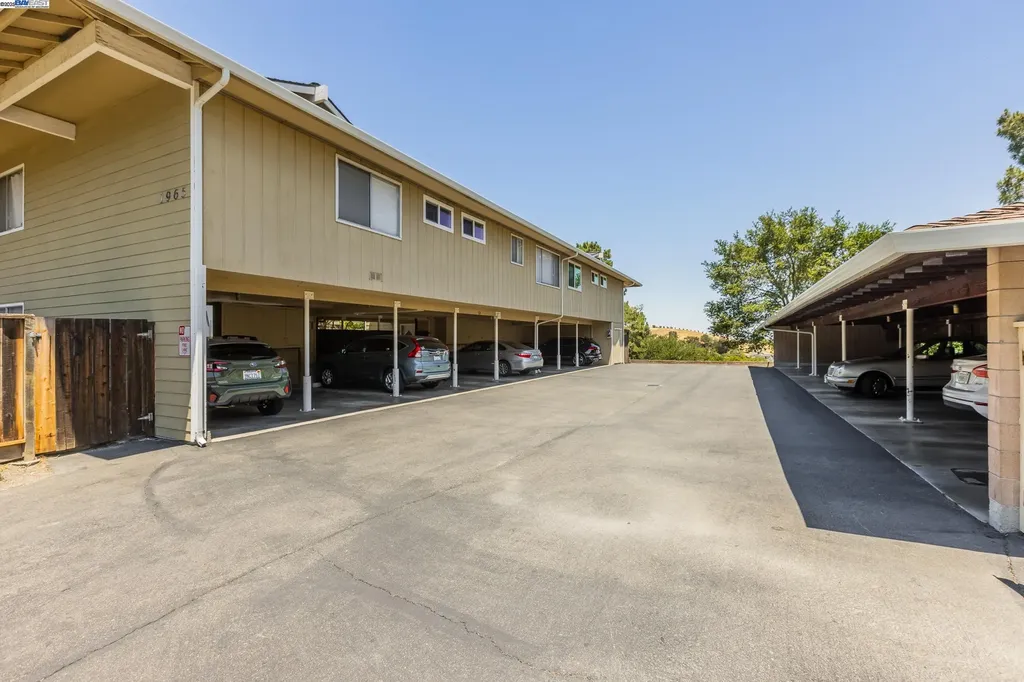 1965 Ascot Drive Moraga CA 94556