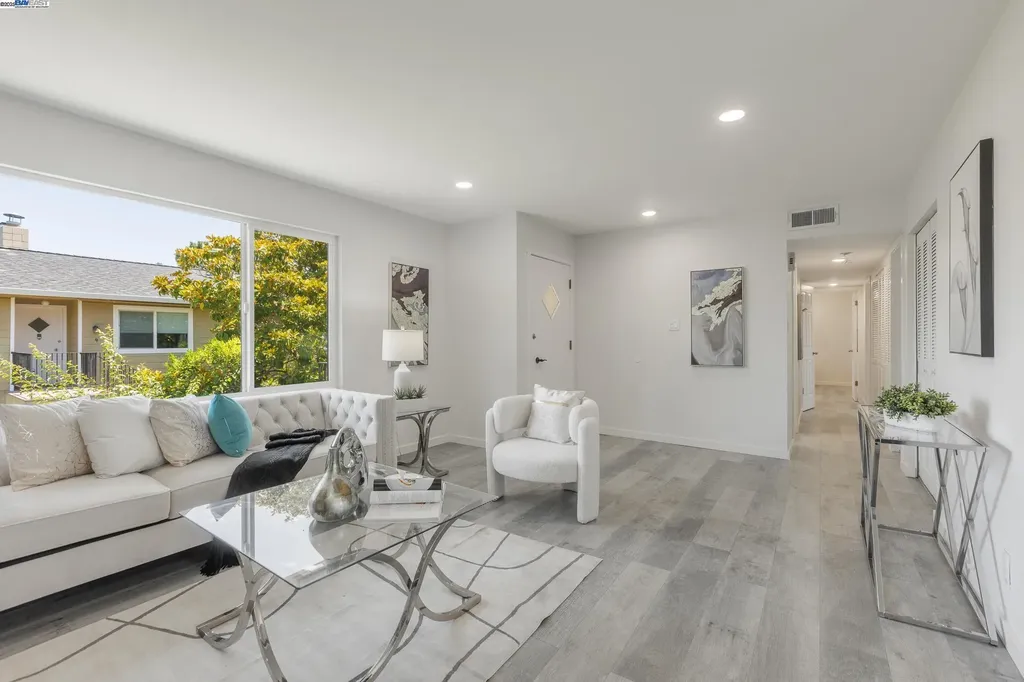 1965 Ascot Drive Moraga CA 94556