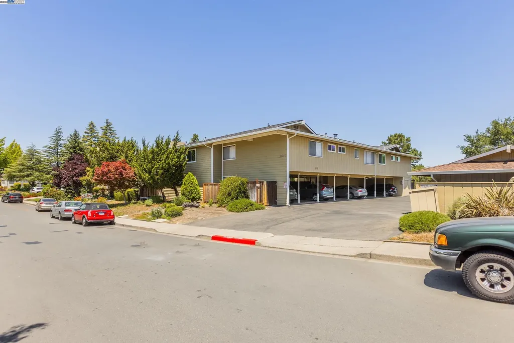 1965 Ascot Drive Moraga CA 94556