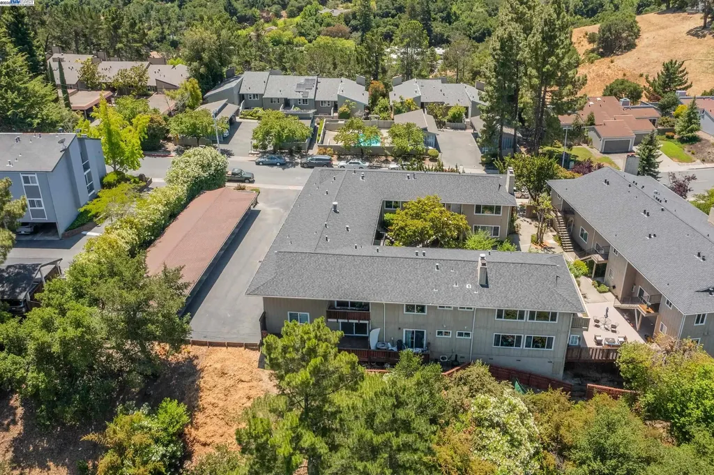 1965 Ascot Drive Moraga CA 94556