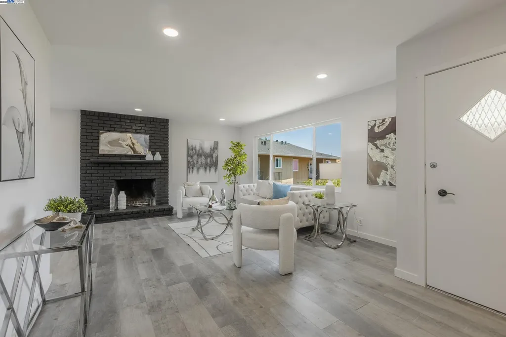 1965 Ascot Drive Moraga CA 94556
