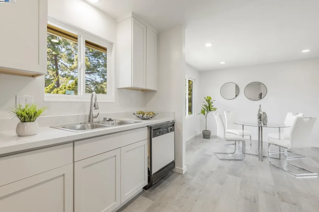 1965 Ascot Drive Moraga CA 94556