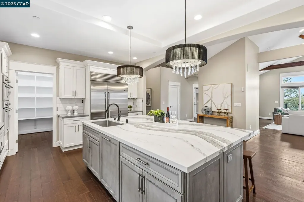 961 Oak View Circle Lafayette CA 94549