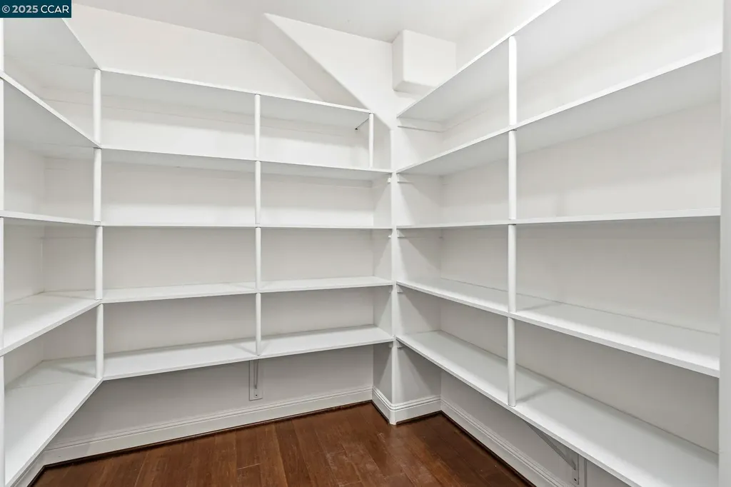 961 Oak View Circle Lafayette CA 94549