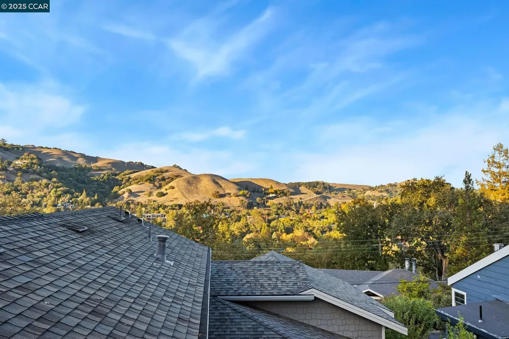 961 Oak View Circle Lafayette CA 94549