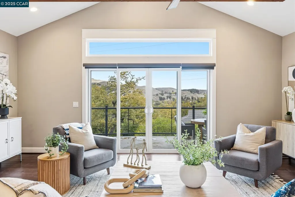 961 Oak View Circle Lafayette CA 94549