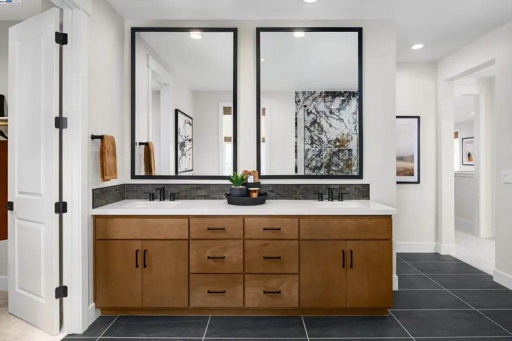 1580 Walsh Avenue Dublin CA 94568