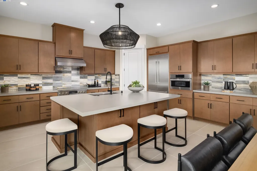 1580 Walsh Avenue Dublin CA 94568