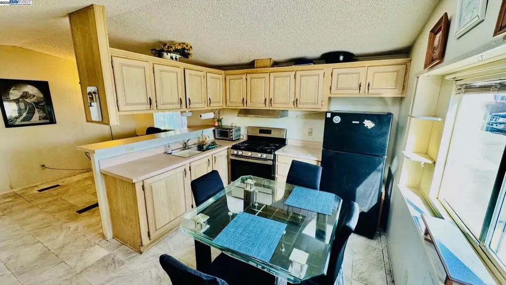 2399 14th San Leandro CA 94577