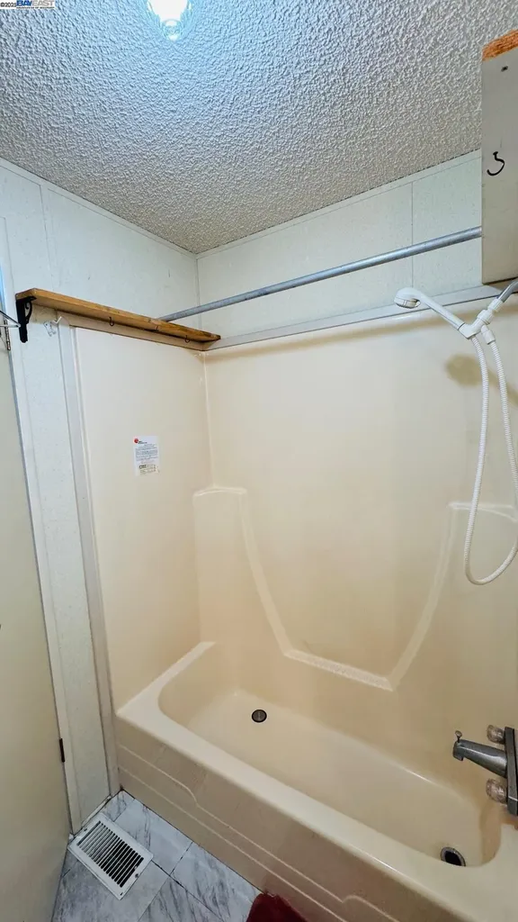 2399 14th San Leandro CA 94577