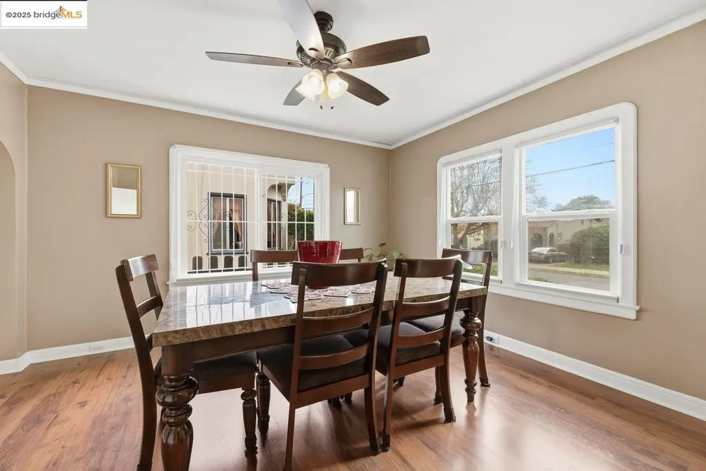 5230 Hillen Drive Oakland CA 94619