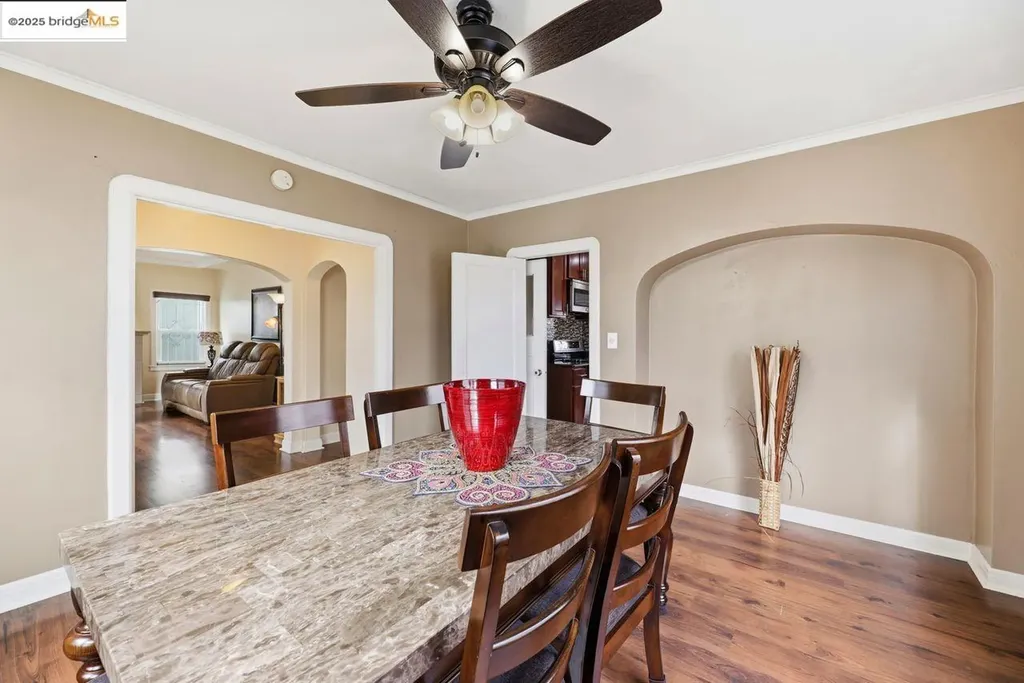 5230 Hillen Drive Oakland CA 94619