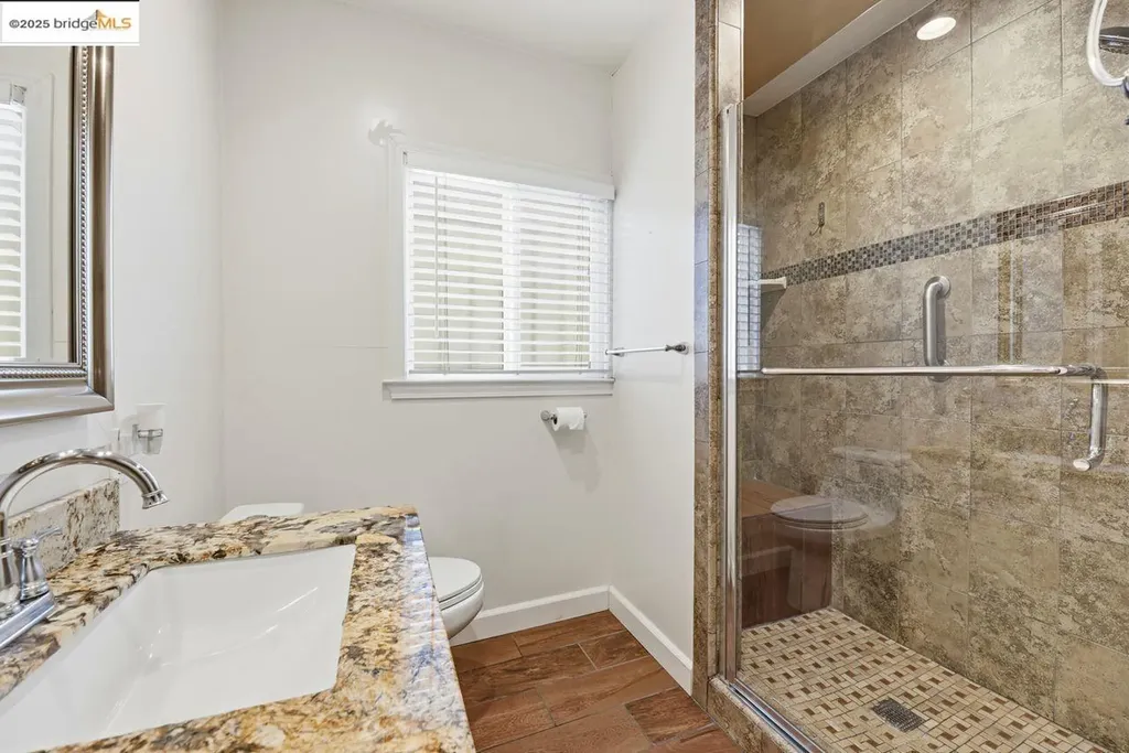 5230 Hillen Drive Oakland CA 94619