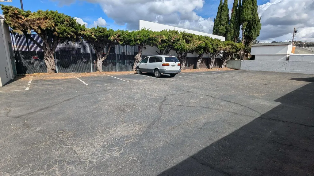 16378 E 14th Street San Leandro CA 94578