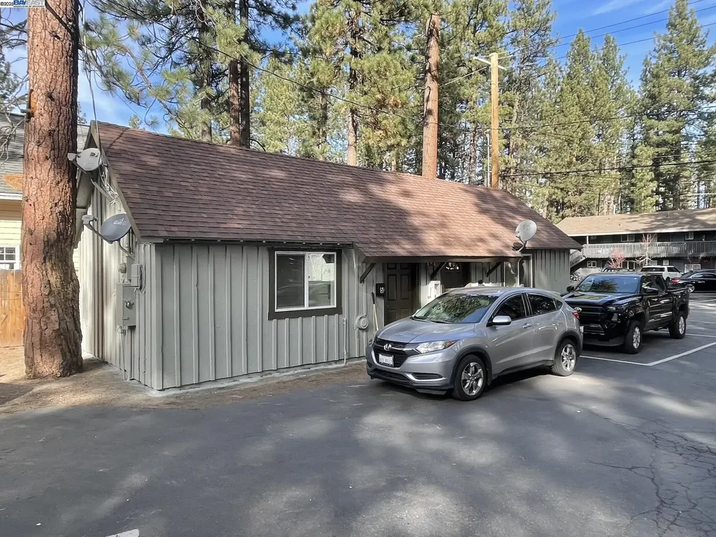 1036 Moss Road South Lake Tahoe CA 96150