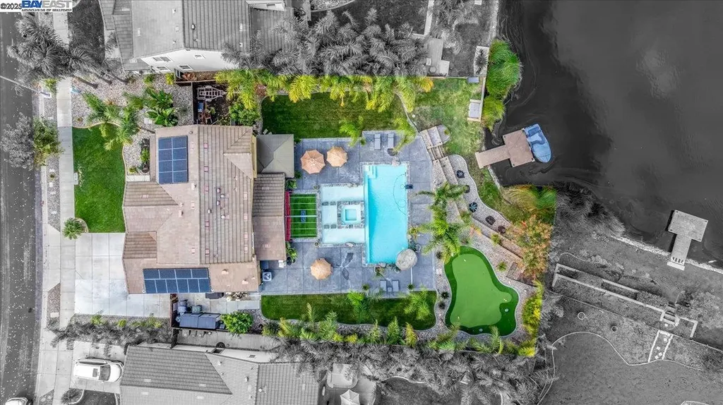 1050 Clear Lake Drive Oakley CA 94561