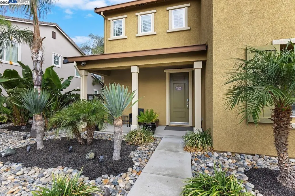 1050 Clear Lake Drive Oakley CA 94561