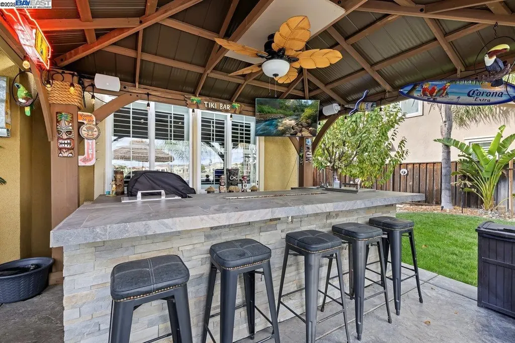 1050 Clear Lake Drive Oakley CA 94561