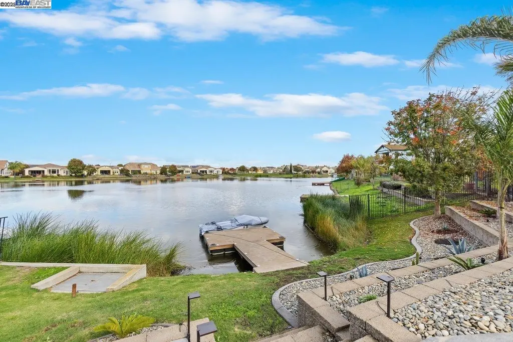 1050 Clear Lake Drive Oakley CA 94561