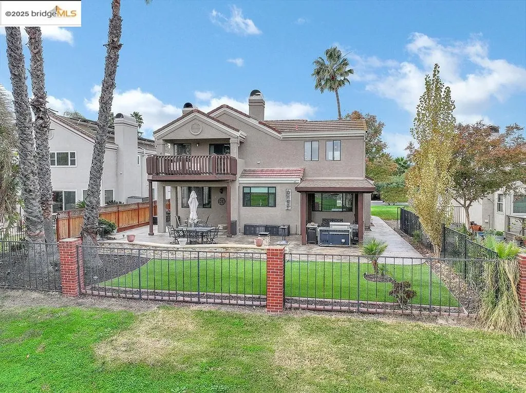 1915 Edgeview Way Discovery Bay CA 94505