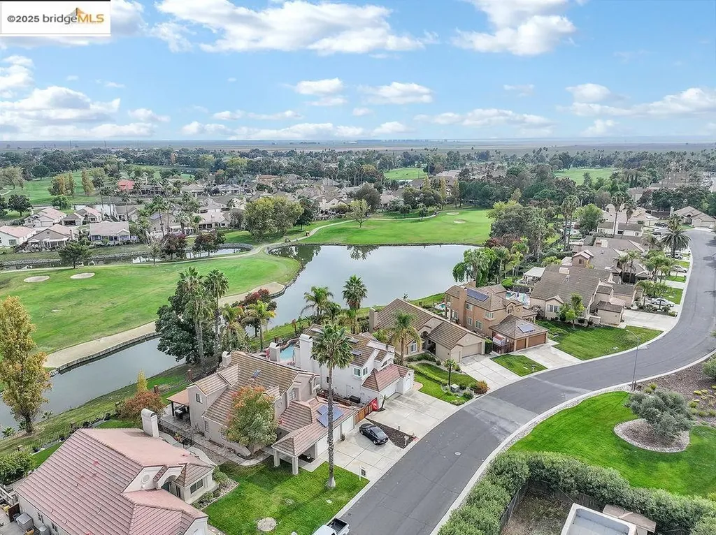 1915 Edgeview Way Discovery Bay CA 94505