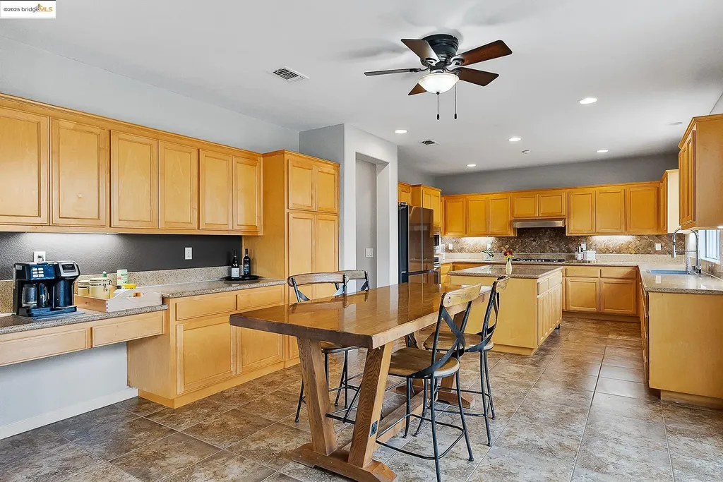 6851 New Melones Circle Discovery Bay CA 94505