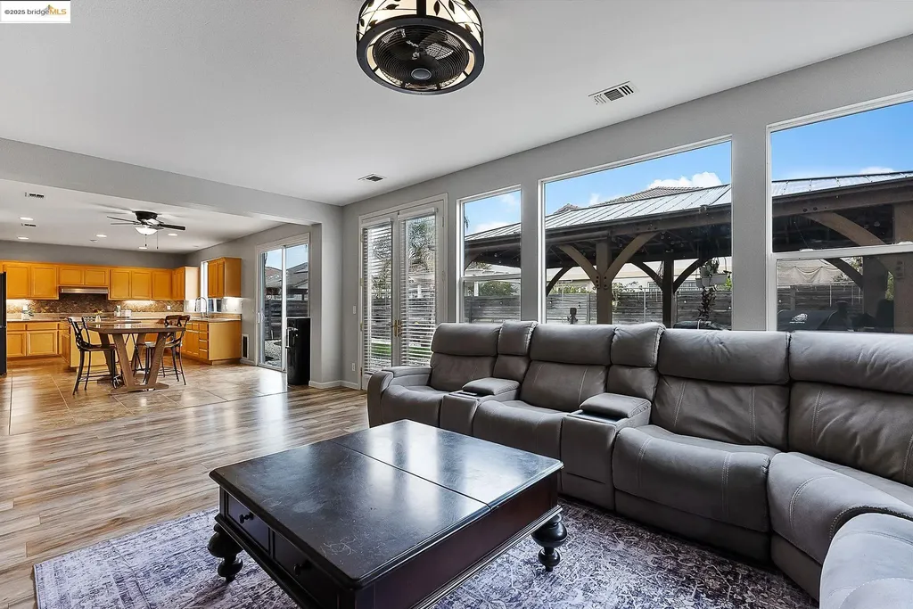 6851 New Melones Circle Discovery Bay CA 94505