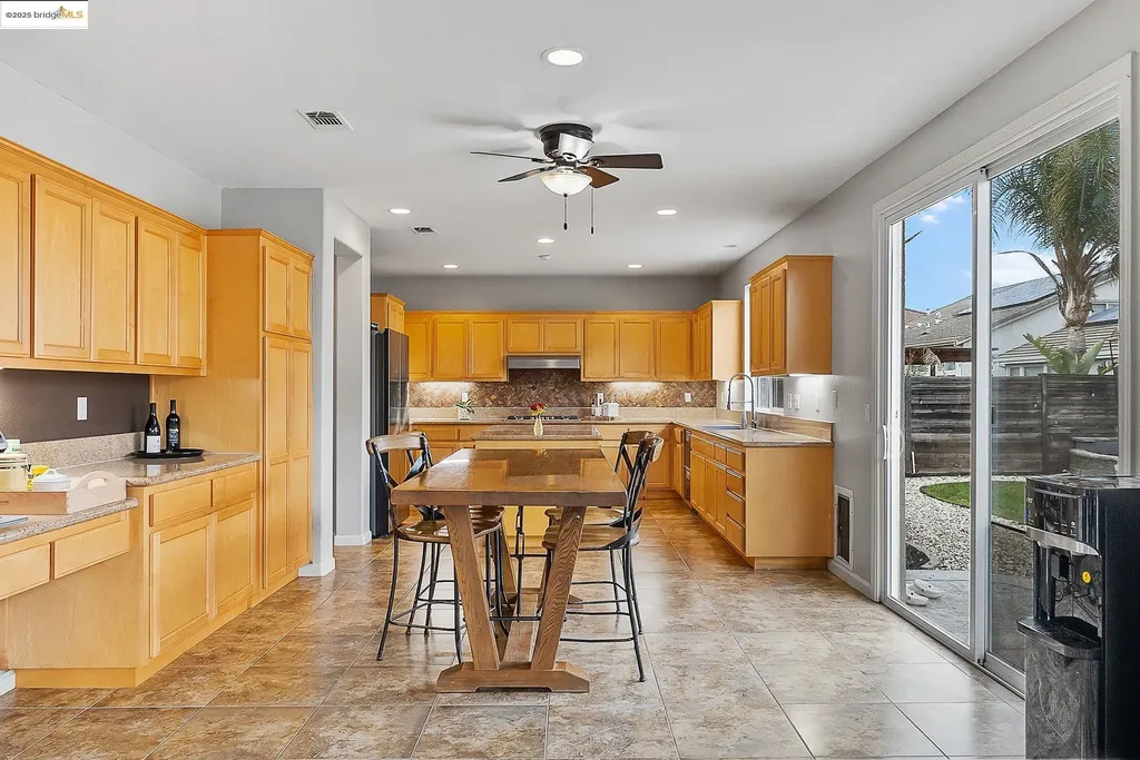 6851 New Melones Circle Discovery Bay CA 94505