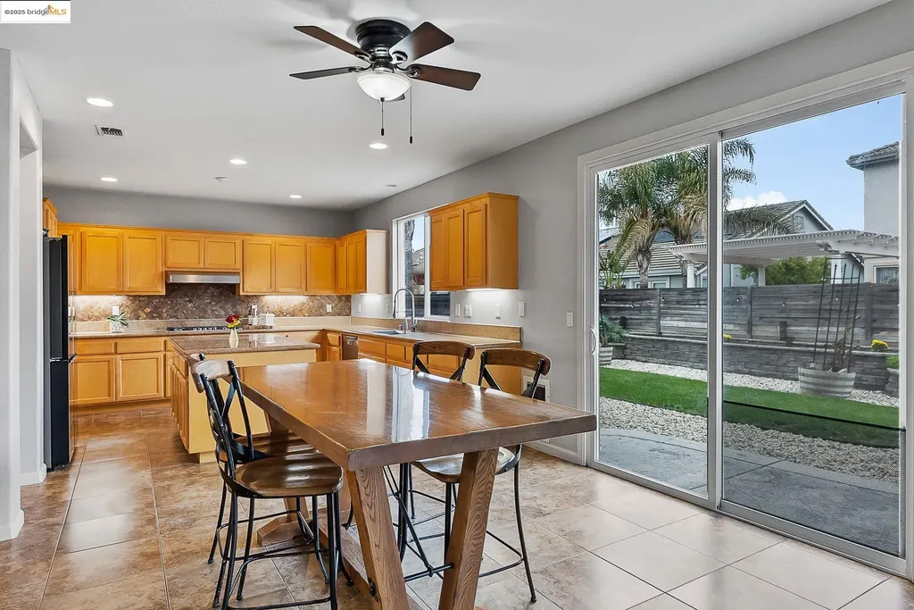 6851 New Melones Circle Discovery Bay CA 94505