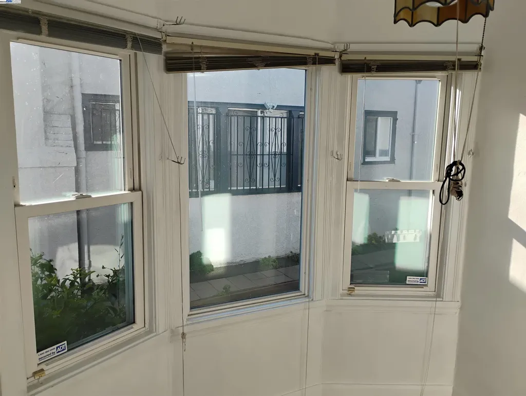 2621 66th Avenue Oakland CA 94605