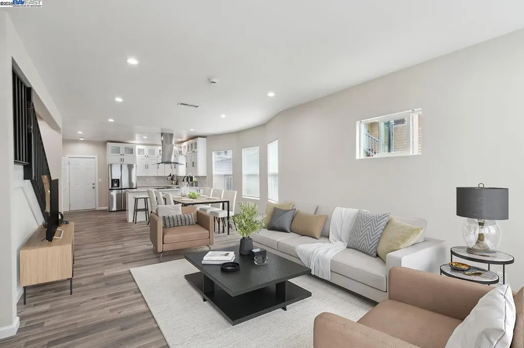 842 E 17th Street Oakland CA 94606