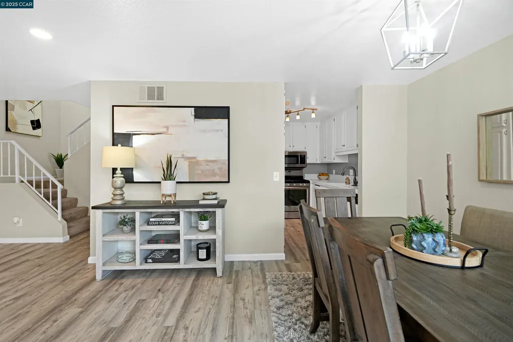 303 Atlas Drive Hercules CA 94547