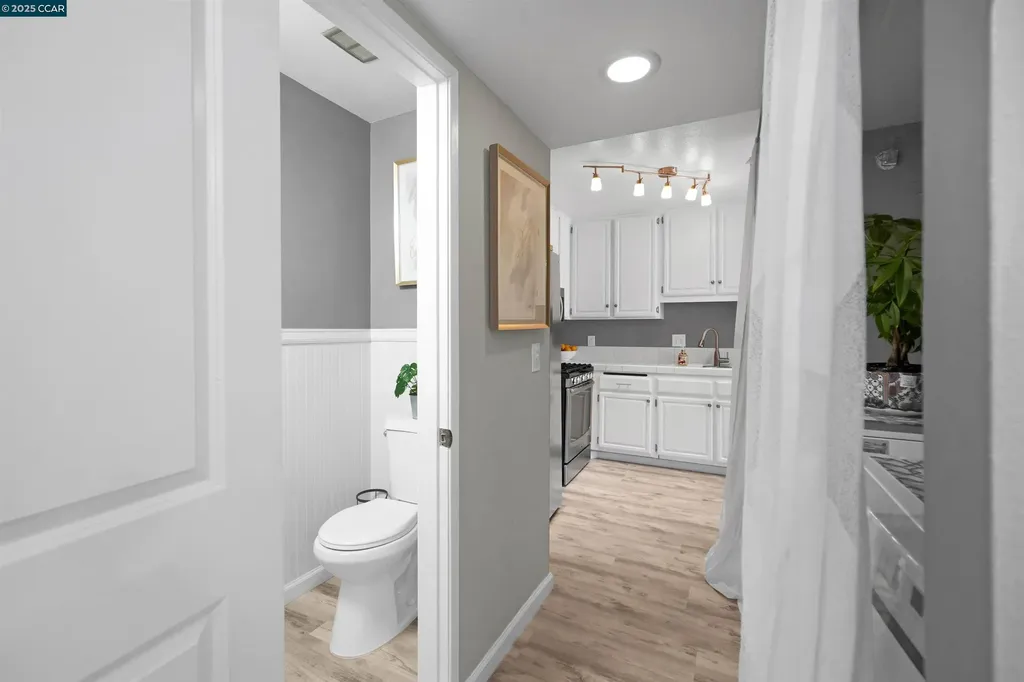 303 Atlas Drive Hercules CA 94547