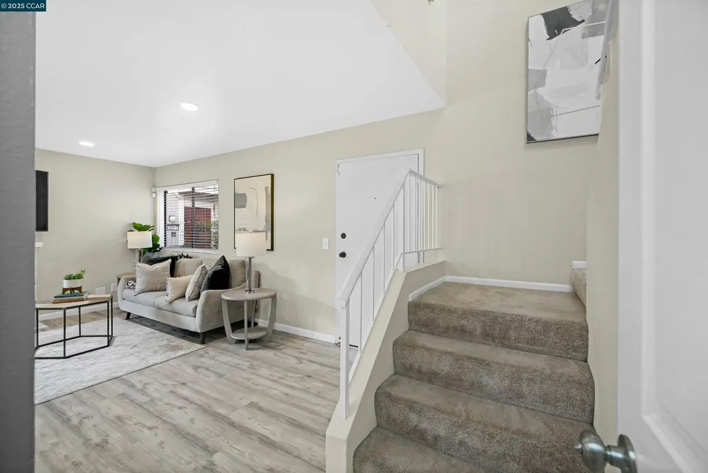 303 Atlas Drive Hercules CA 94547