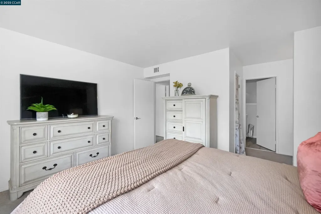 303 Atlas Drive Hercules CA 94547