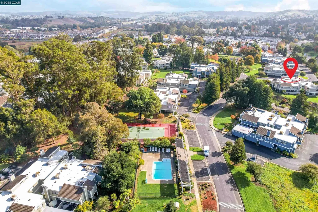 303 Atlas Drive Hercules CA 94547