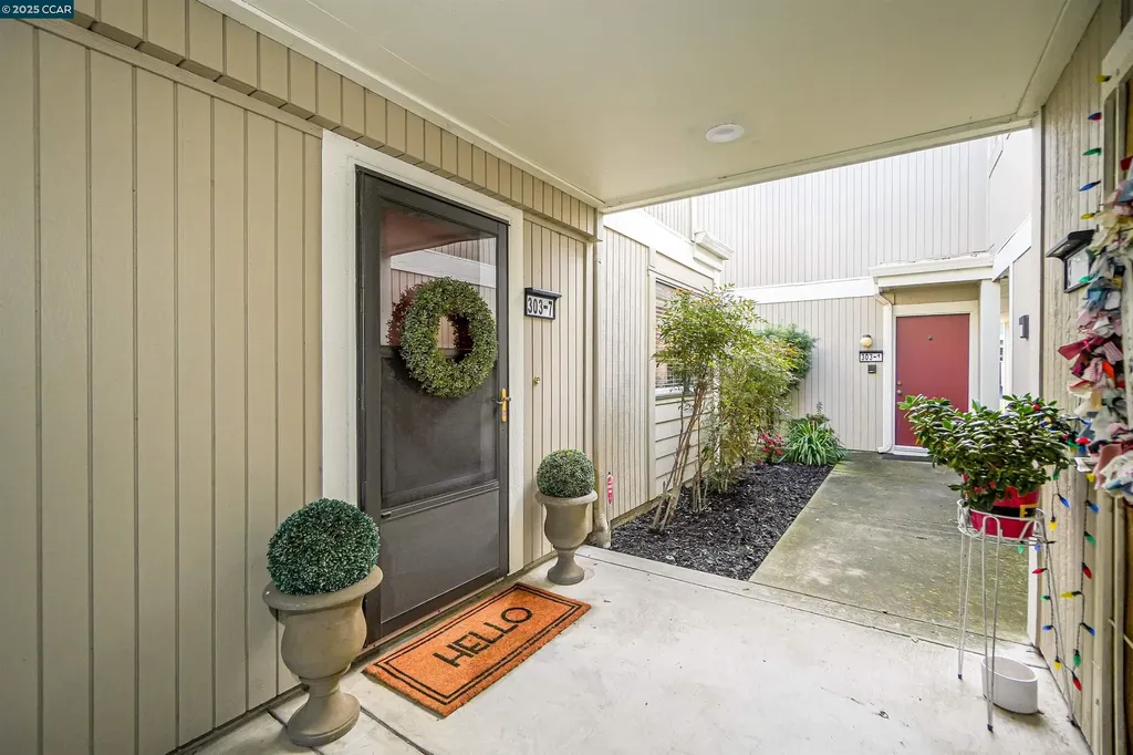303 Atlas Drive Hercules CA 94547